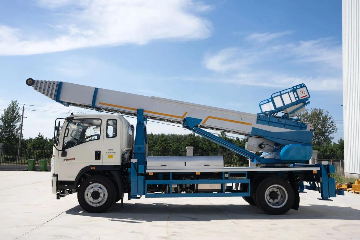 德州云梯上料车租赁费用